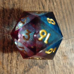 Oversized 33mm Sharp Edge Liquid Core D20 Dice